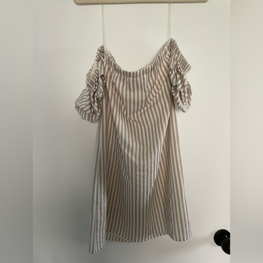 Pink Lilly size M dress